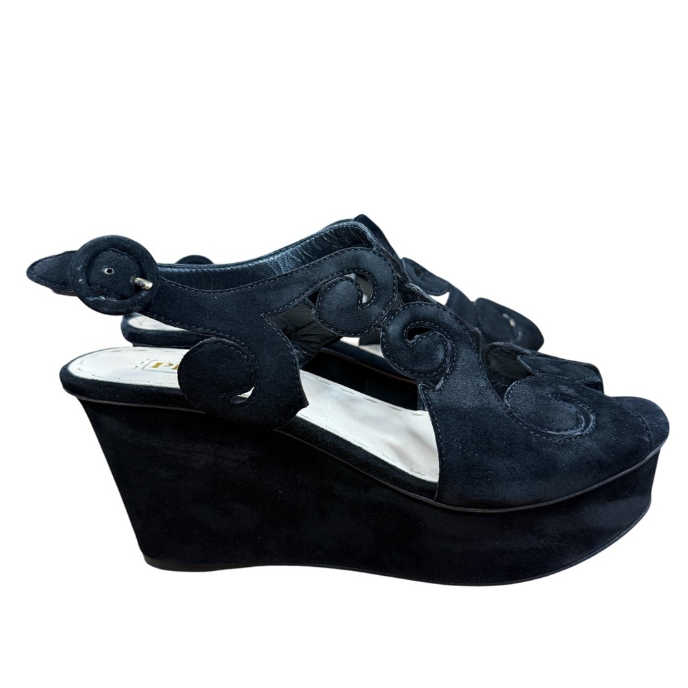Prada Black and White Sandals with Gold Accents - Picture 2 of 6